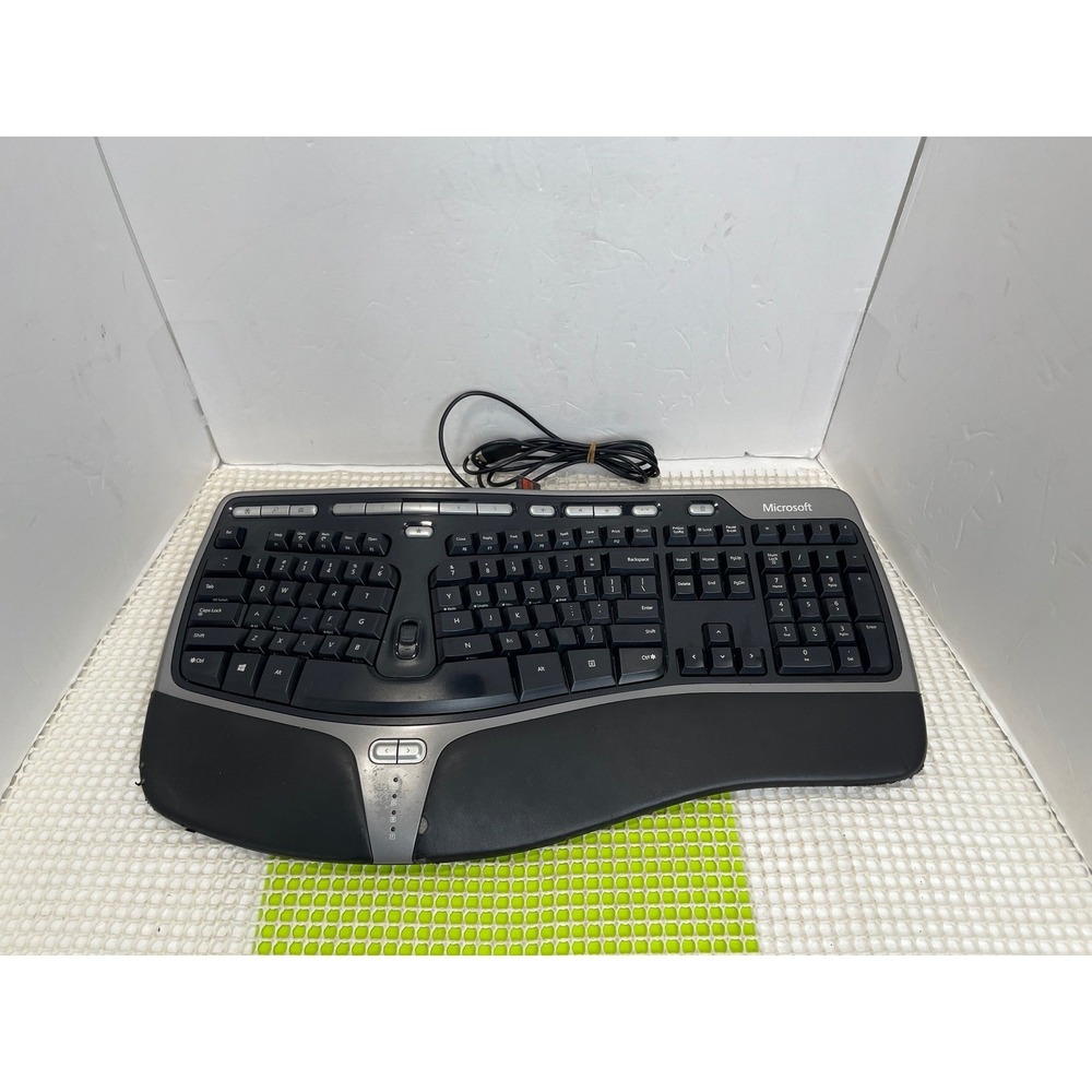 Microsoft Natural‎ Ergonomic Keyboard 4000 v1.0 Working Has faded letters